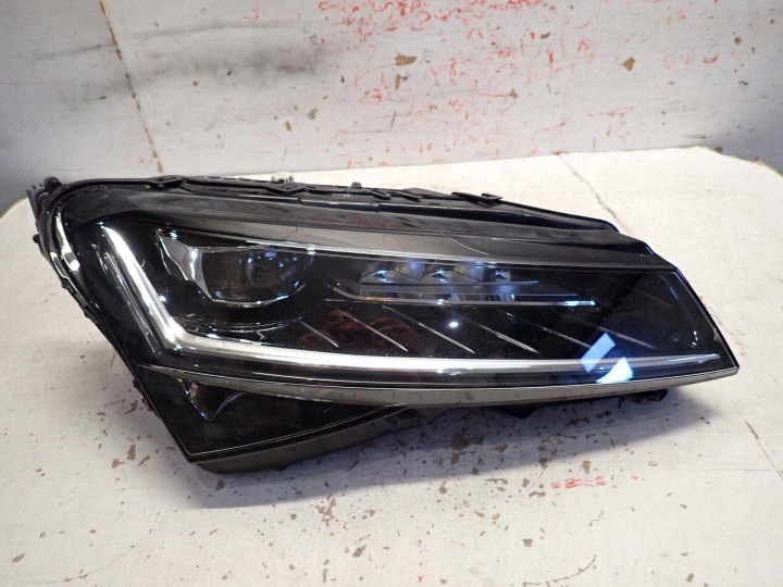 Licht vorne vorne rechts SKODA SUPERB III LIFT 2019- FULL LED 3V1941016D