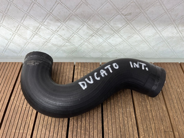 MOVANO C DUCATO III 22-26 2.2 HDI M-JET vedení hadice intercoolera 1379294080