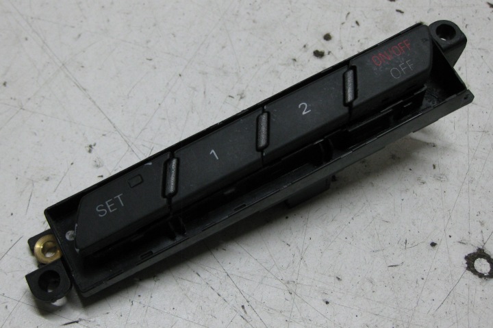 AUDI A6 C6 2.7 TDI 07R PANEL ovladac sedačka PAMIECI levý 4F1959769A