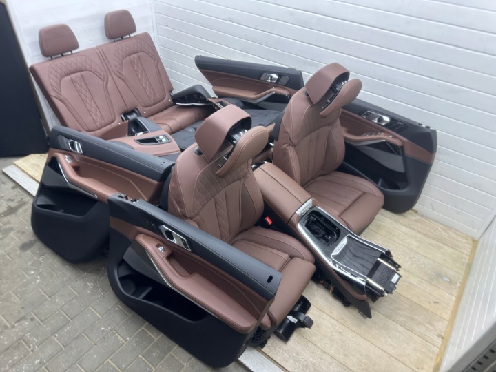 BMW X7 G07 LCI sedili sedile Interno medio 6 MIEJSC COFFE KOMFORT