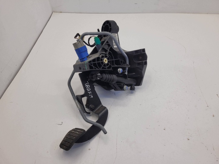 RENAULT TRAFIC III VIVARO Pédale embrayage pedales WYSPRZEGLIK 465033911R