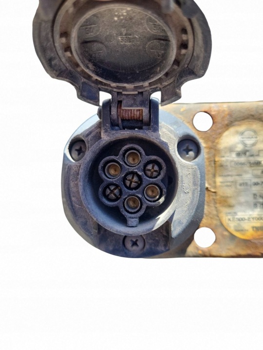 L'oreille Volkswagen Golf V 2009 pour le montage de bagages KE500EY000 8
