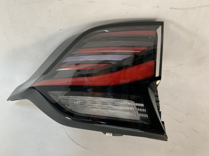 Licht links hinten Kia Sportage 5 V 21-25 NQ5e R2924-62040 07.26