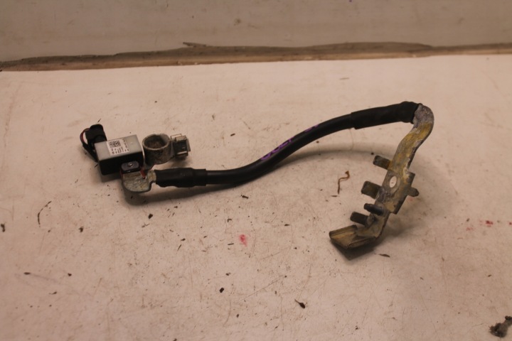BORNE CABLE PÔLE NÉGATIF 5Q0915181G VW GOLF VII SPORTSVAN 1.4 TSI 14-20