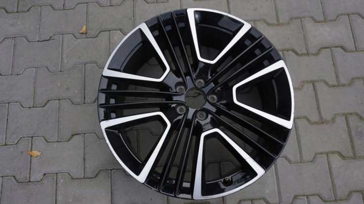 VOLVO S60 V60 XC60 S90 V90 XC90 XC40 - felni 21