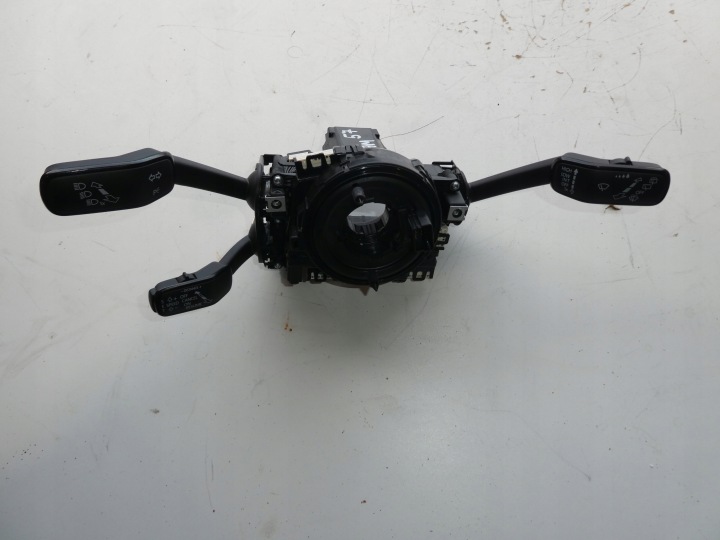 PULSANTE DEVIO LUCI DEVIO ANELLO AIRBAG VOLANTE SKODA FABIA 6VO