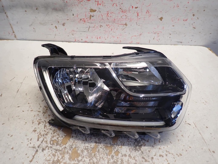 light front front right DACIA DUSTER II 2018- 260101133