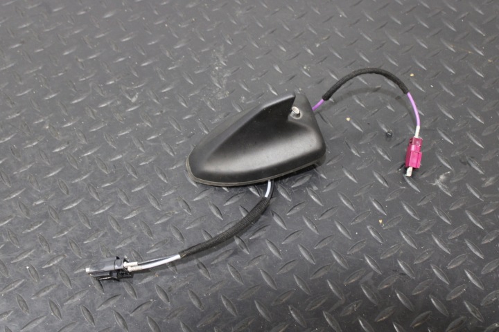 antenna tetto FORD TRANSIT COURIER MK2 2024 R2X6-19G461-JA