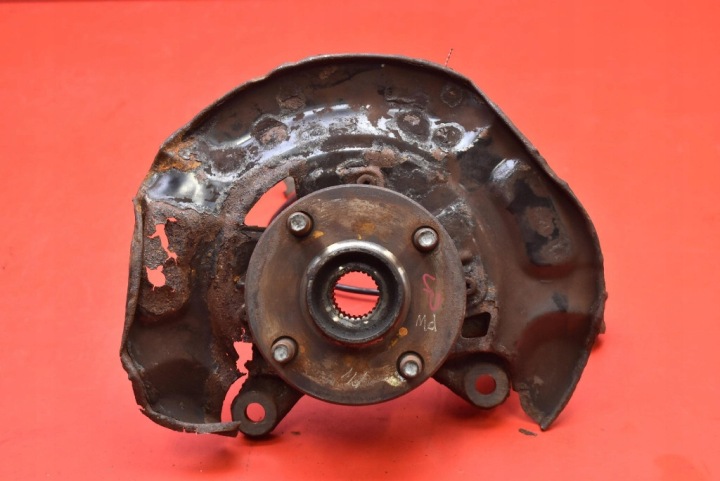 Achsschenkel Radnabe Radlager schenkel rechts vorne TOYOTA YARIS 2 II 1.3 VVTi 87 KM 05-09
