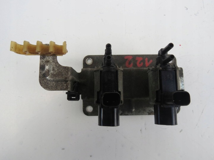 VALVOLA a vuoto VOLVO V70 2.0 4M5G9A509