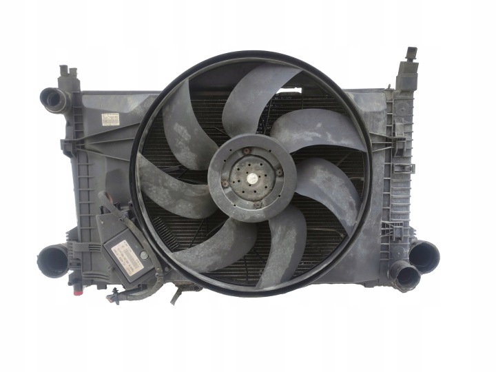 Radiatore motore usato MERCEDES W 203 2.2 DCI