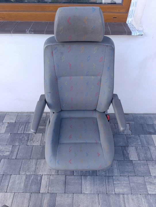 VW T5 T5 LIFT T6 Sitz vorne POJEDYNCZY rechts des Beifahrers/ PASAZER INKA