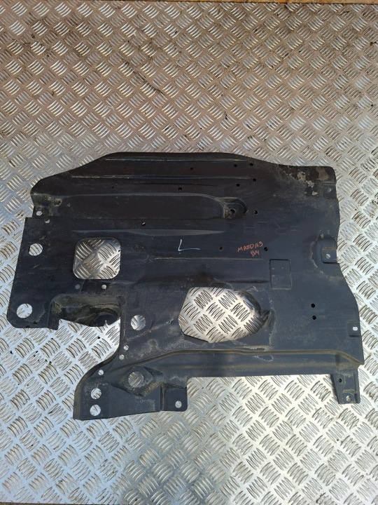cover chassis left MAZDA 3 BM HB BJS756122