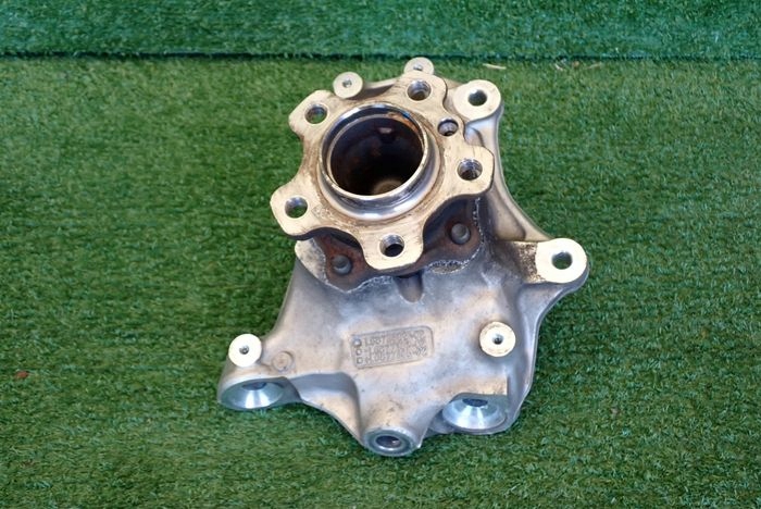 BMW X3 G01 X4 G04 Achsschenkel Radnabe Radlager links 115772-10
