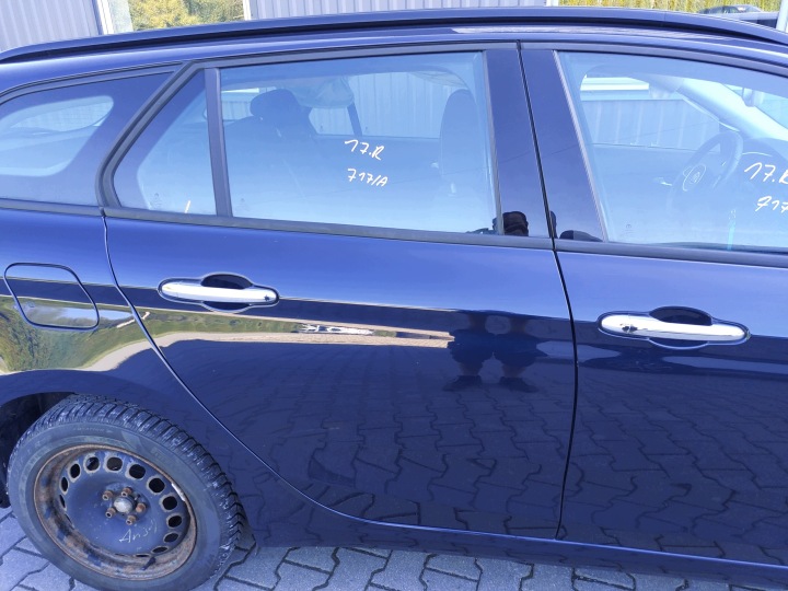 FIAT TIPO II KOMBI 15-22r ajtó jobb far hátsó 717/A teljesen
