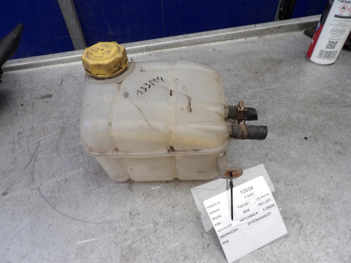Ford Focus und scheibenwaschbehälter 1,6B 98AB-8K218-BH D2L4A