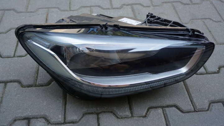 MERCEDES CITAN W 420 - rechts Licht vorne H7 EUROPA