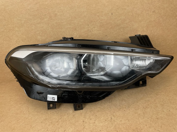 Feux phare Avant Droite Droit Feux antibrouillard LED FIAT TIPO II 2016-2025 521451620E