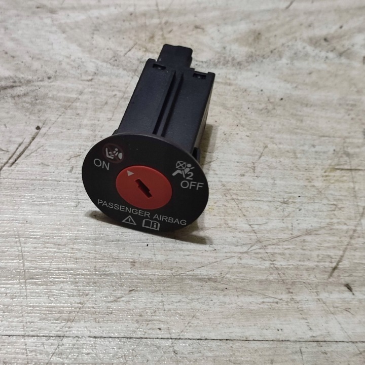 Interrupteur Airbag Passegers Suzuki Vitara (LY) 3897052K00