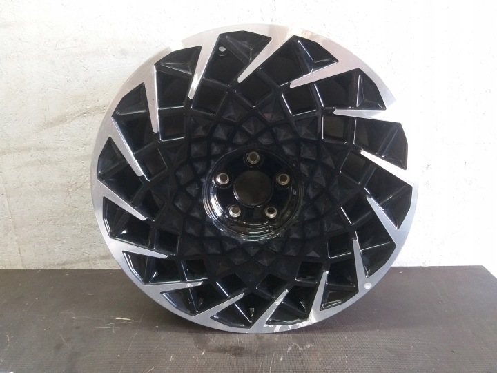 FELGA Alumínium HYUNDAI 8,5J 5X114,3 20" ET54,5