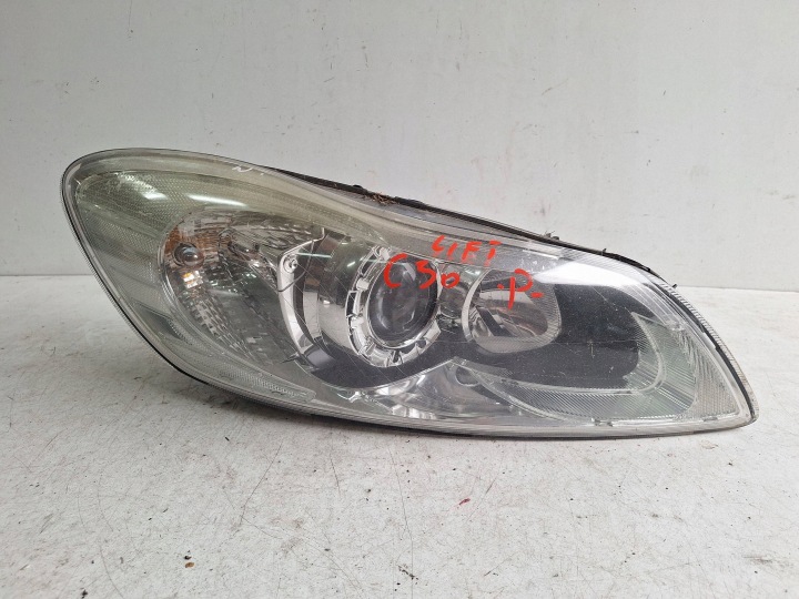 VOLVO C30 LIFT 09-13 Feux phare Droit UK-ANGLIK 31299821