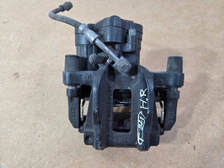 Audi RS3 8Y Bremssattel Bremse Sattel Brems- hinten rechts 8Y0615406 (T84)