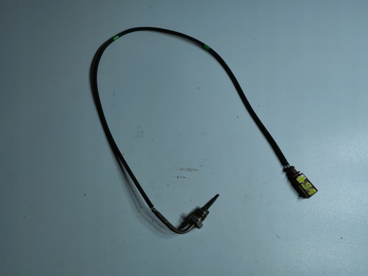 Capteur TEMPERATURY Gaz VW SEAT SKODA 04L906088EF