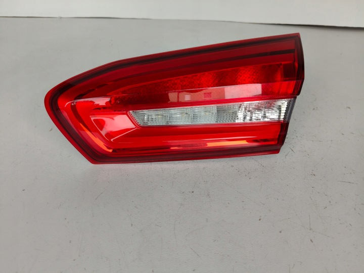 light right rear to the bonnet FORD FOCIUS MK4 18- LED HB