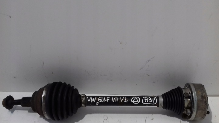 VW GOLF VII poloos levá předek krátká