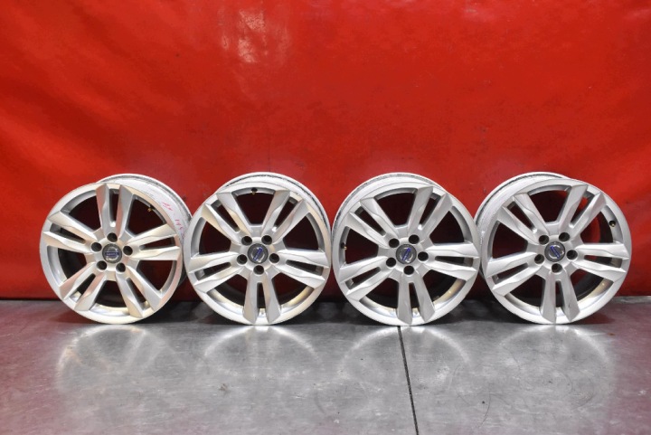 CERCHI di alluminio CERCHI RUOTE 31381193 17" ET55 8J 5X108X63.4 VOLVO V40 2 II
