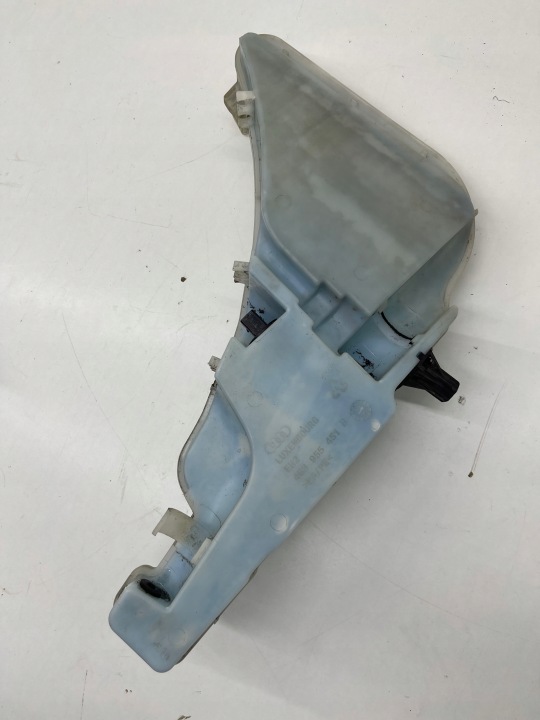 AUDI A7 C7 tank of gas washers below XENON CALY original!