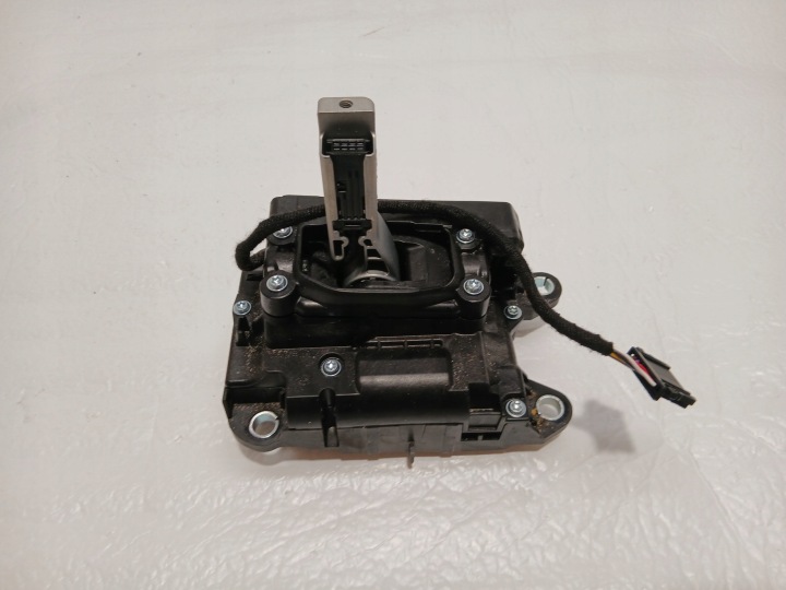 AUDI A4 B9 LIFT Schaltkulisse Schalthebel Schalt getriebe 8W1713041N