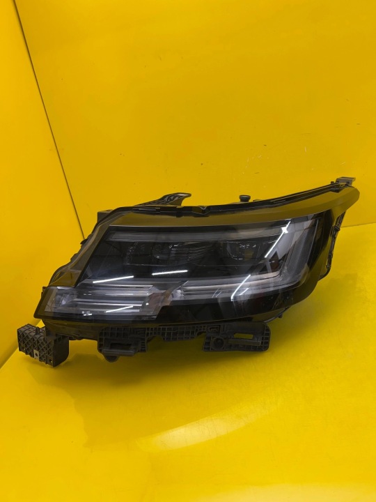 Licht links Range Rover Vogue L460 Full Led M8E2-13W030-HK