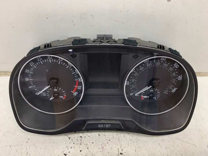 dials dials 6V0920941 SKODA FABIA III 1.4 TDI 14-21 ANGLIK