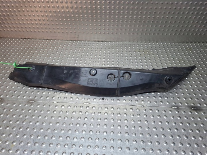soundproofing cover of a fender left front A2058890125 MERCEDES W205