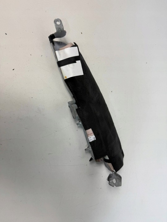 Volvo V60 II 2022 left side airbag powietrzna airbag seat 32227698