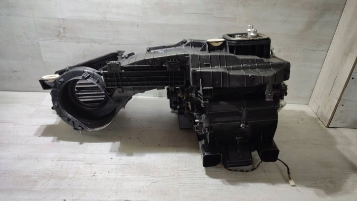 heater Mercedes-Benz CLA C117 X117 W117 A2468301800