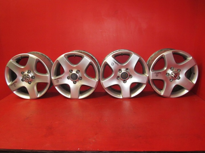 VW TOUAREG 7LA CERCHI di alluminio 17'' 7.5J ET55 5x130 7L6601025E OTWOR 65.1