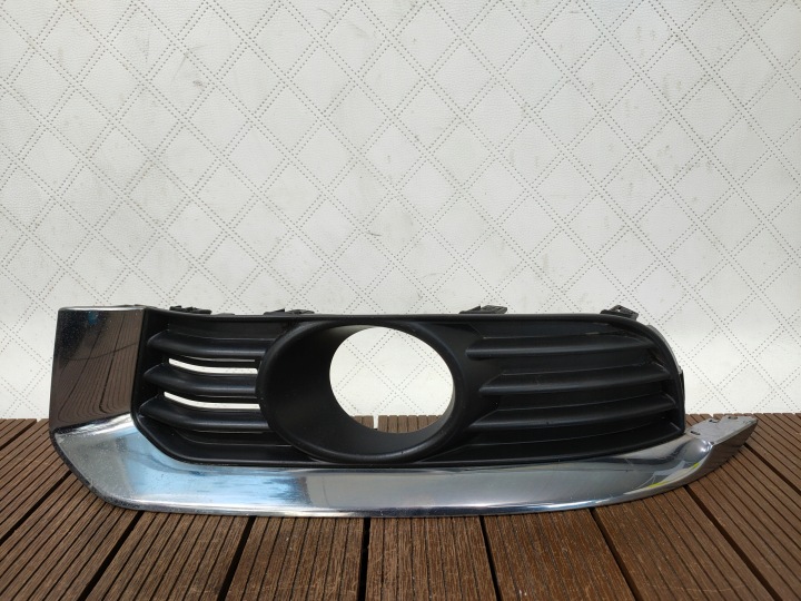 SUZUKI KIZASHI 09-14 Lüftungsgitter der Stoßstange links Z CHROMEM Leiste Schutzleiste 71761-57L2 OE
