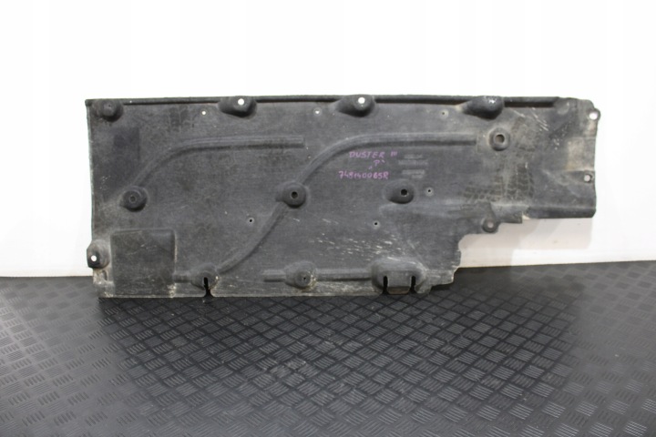 fedél fedél alváz jobb 748140065R DACIA DUSTER III 3 2024