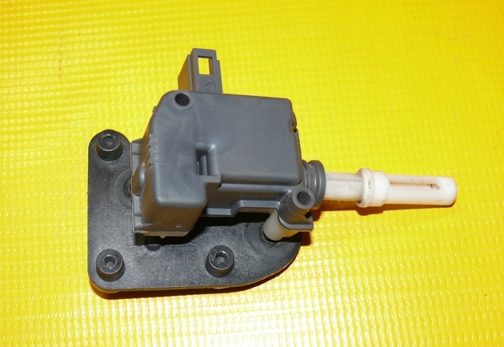 Vérins de coffre hayon de la serrure du capot Porte coffre hayon AUDI S6 A6 C5 AVANT LIFT 4B5962115B