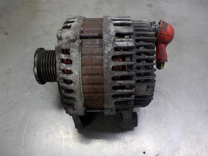 NISSAN QASHQAI 2.0 DCI alternateur A3TJ2481ZE 23100JD71A