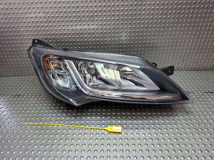 Licht vorne rechts TOYOTA PROACE MAX DUCATO BOXER 24- EU 468622860