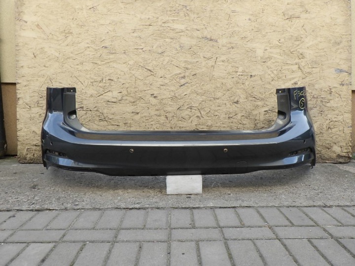 FORD FOCUS MK4 IV KOMBI 18- nárazník zadný