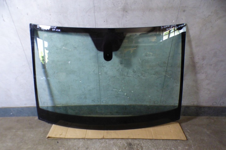 FENSTER czolowa Original 2010 ROK Mercedes B-Klasa W245