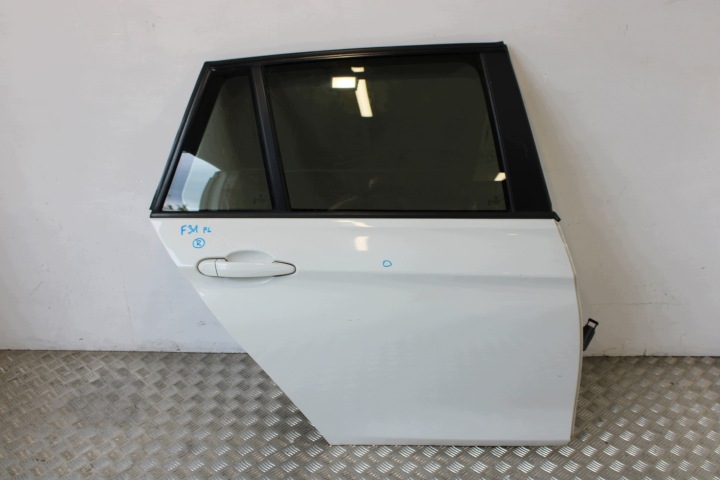 Tür rechts heck rechts hinten komplet BMW 3 F30 F31 KOMBI LIFT LCI