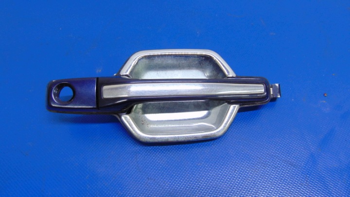 Poignée Externe Droite Avant MITSUBISHI PAJERO III 3 99-06R