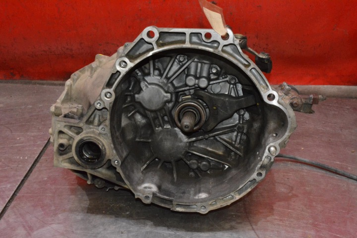 Prevodovka TOYOTA RAV4 4 IV 2.0 D-4D 146 KM LIFT 15-20