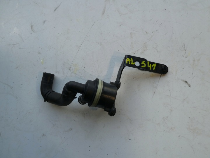 VW AUDI ZUSÄTZLICHE WASSERPUMPE 5N0965561A