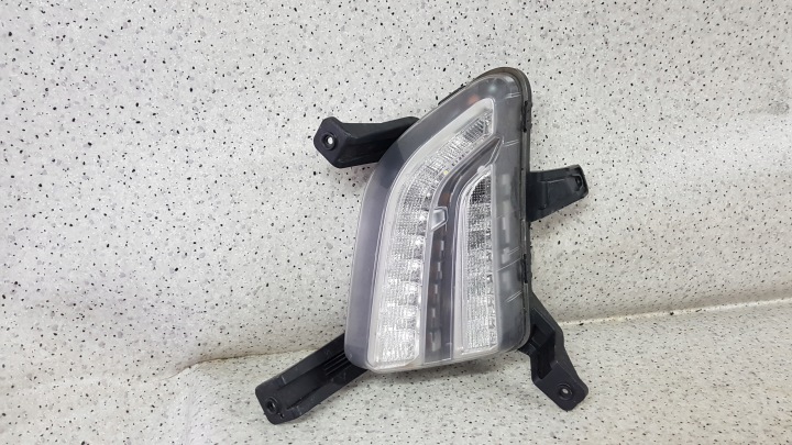 HYUNDAI IONIQ LIFT 2019 - Destra fendinebbia LED DRL 2605